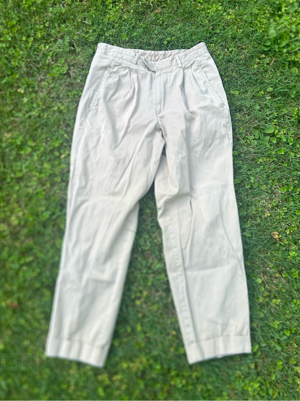 beige René Lezard khaki pants